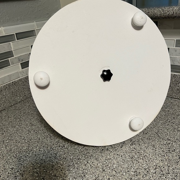 Hallmark Decor - Picture 8 of 14